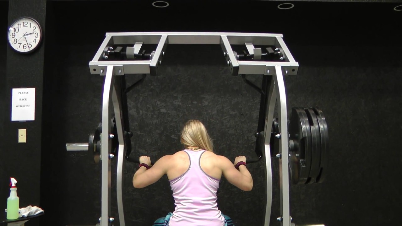 Lindsey Cope shoulder press