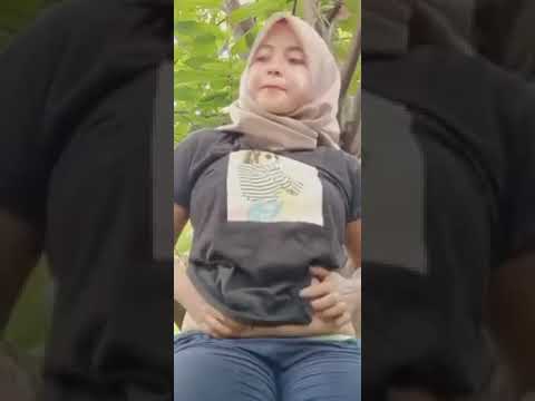 Live   Heboh Berhijab Buka Baju di Outdoor