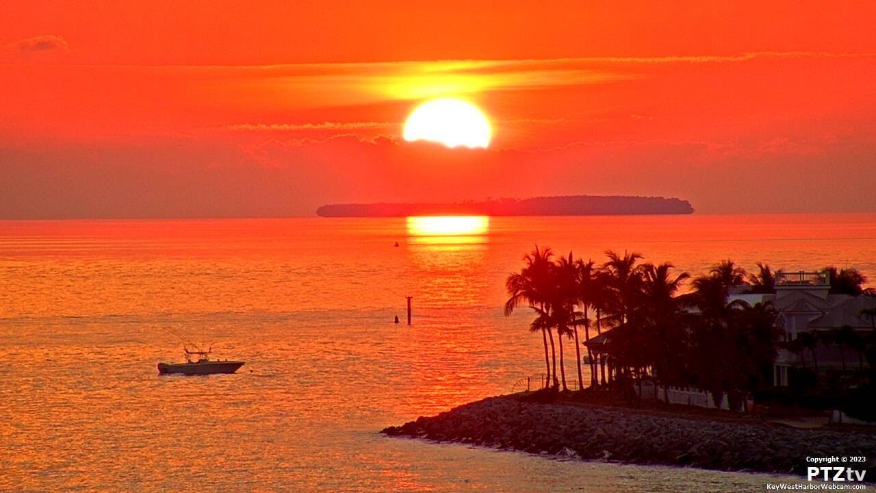 LIVE - Key West Harbor Webcam from PTZtv.