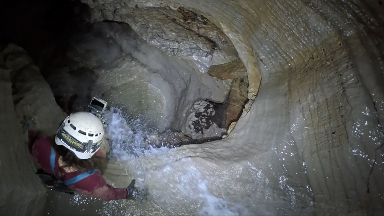 Lost Inside A 20 Mile Long River Cave