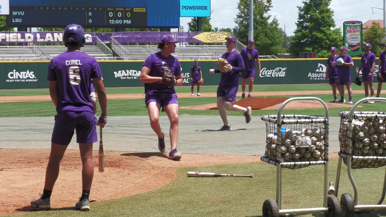 LSU BASEBALL: Super Regional FRIDAY practice | prep for West Virginia
