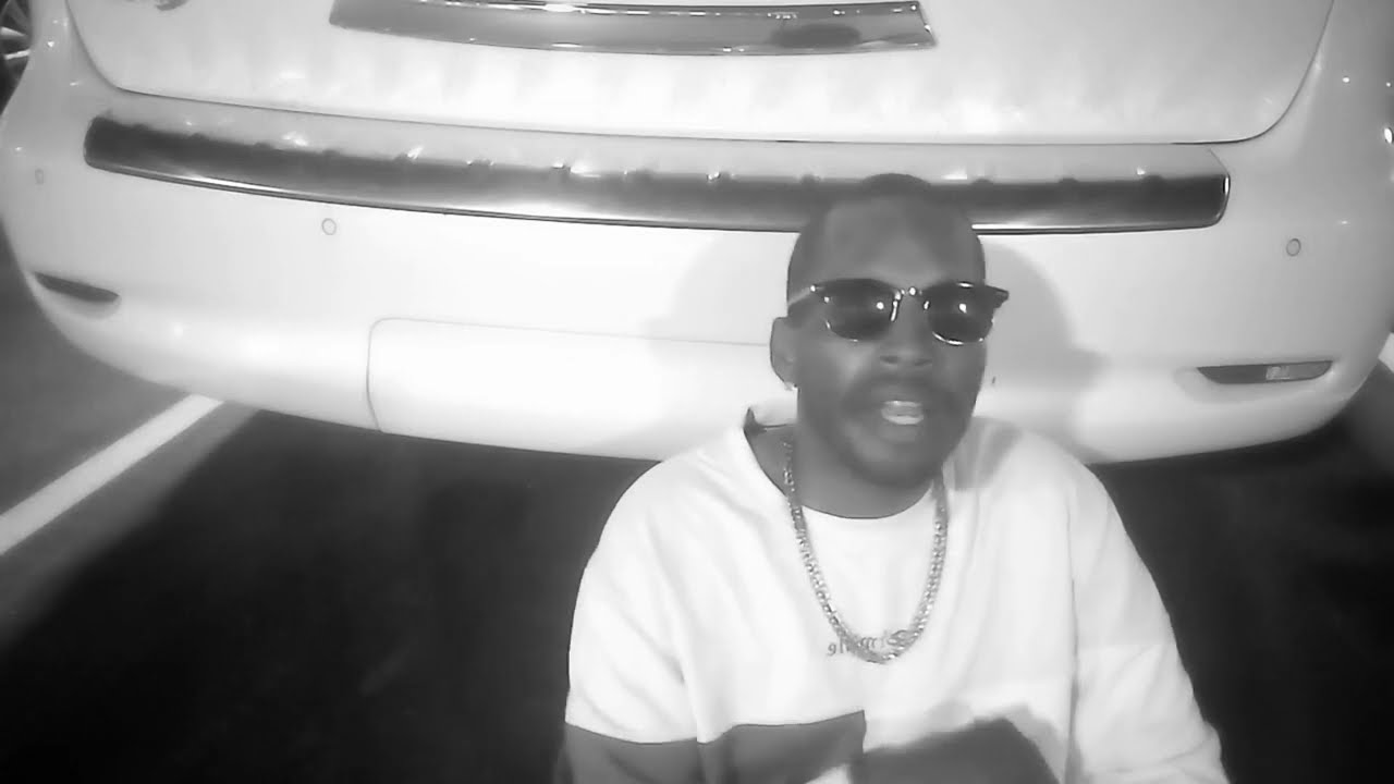 Mac Ruth Cars Houses Jewelry & Chicks (Official Video)
