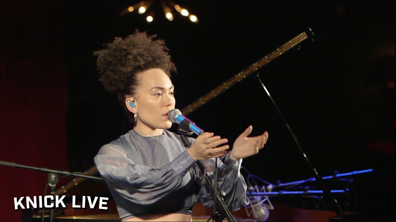 Madison McFerrin - Knick Live
