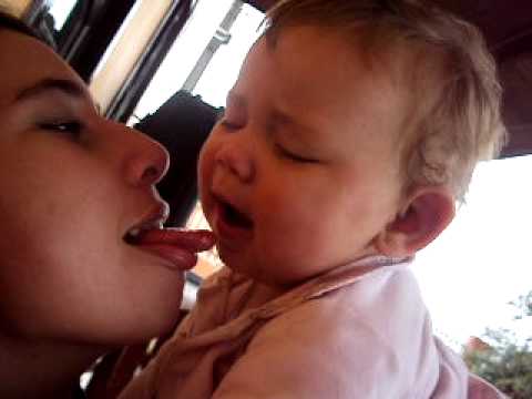 mae e filha