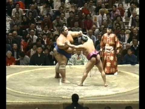 Mainoumi vs. Konishiki : Hatsu 1996 (舞の海 対 小錦)
