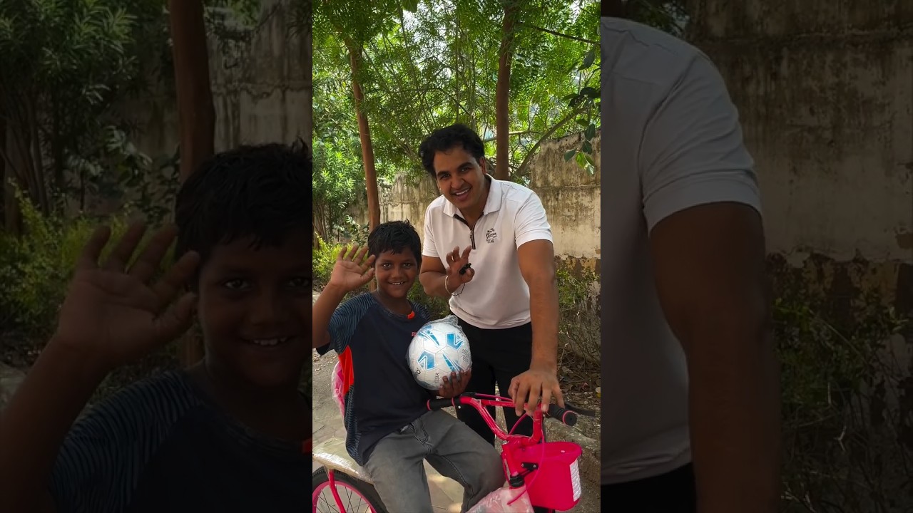 Making his Day 🥰❤ #shorts #ytshorts #humanity #india #help #viral #emotions