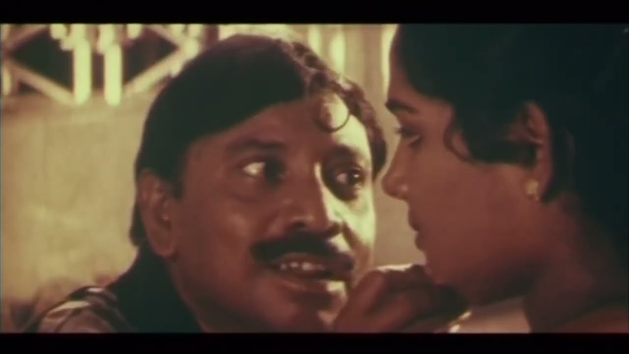 Mallu Romantic Move Rare Clip | Mallu Aunty Clips
