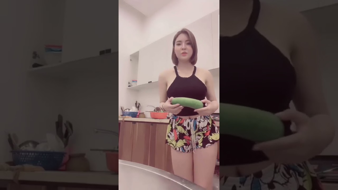 Mama muda pengen masak TIMUN