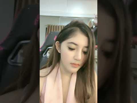 Manggolive hot lidya emang idaman para cantik  banget