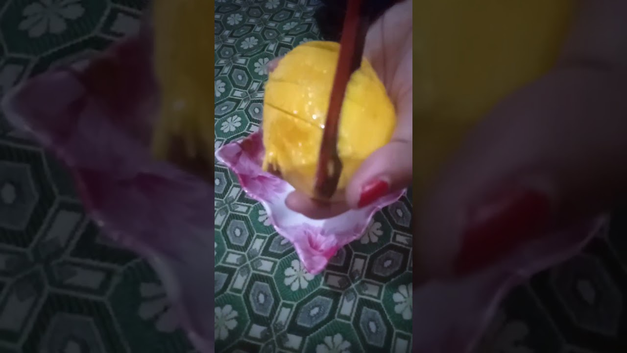 Mango 🥭 cutting 😜😋 trending #viral #ytshort#fruits #fruitcutting #arin