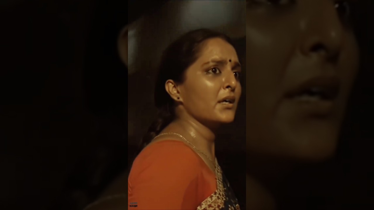 Manju warrier navel show | Malayalam actress hot #actress #hotedit #mallu #manjuwarrier #navel