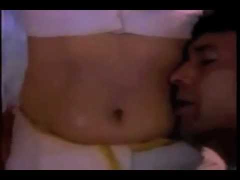 Maria Wet Navel