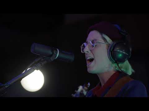 Marinho - Bloody Mother Fucking Asshole | No Ar | Antena 3
