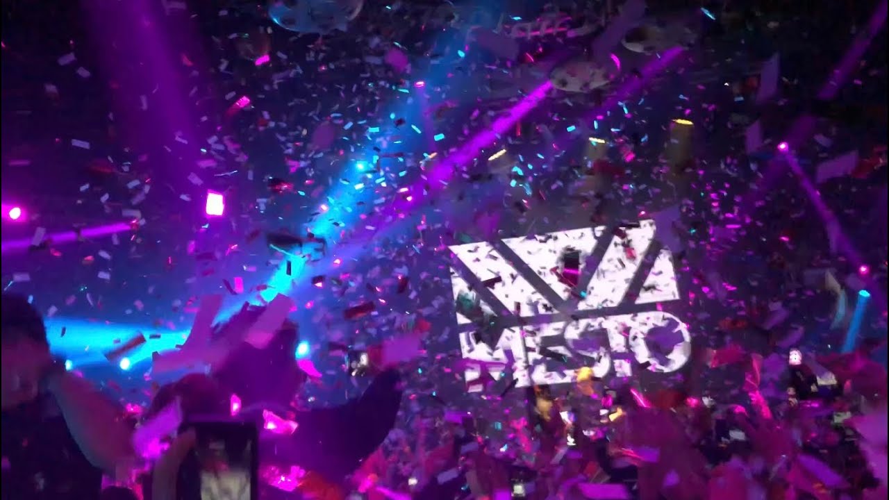 Martin Garrix & Mesto - Wiee #live