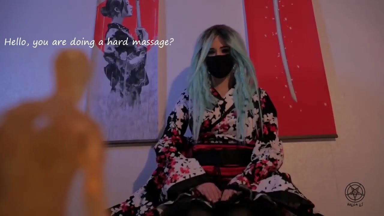 Massage (Helga Li)