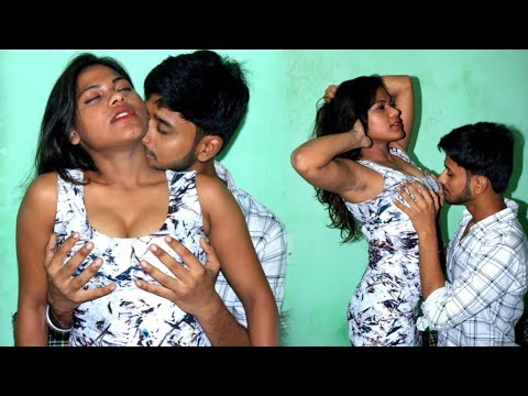 Massage Prank On Bhabhi  ( Massage Karte Karte sabita bhabhi Ka Ban Gya Mood) Real KissingPrank |