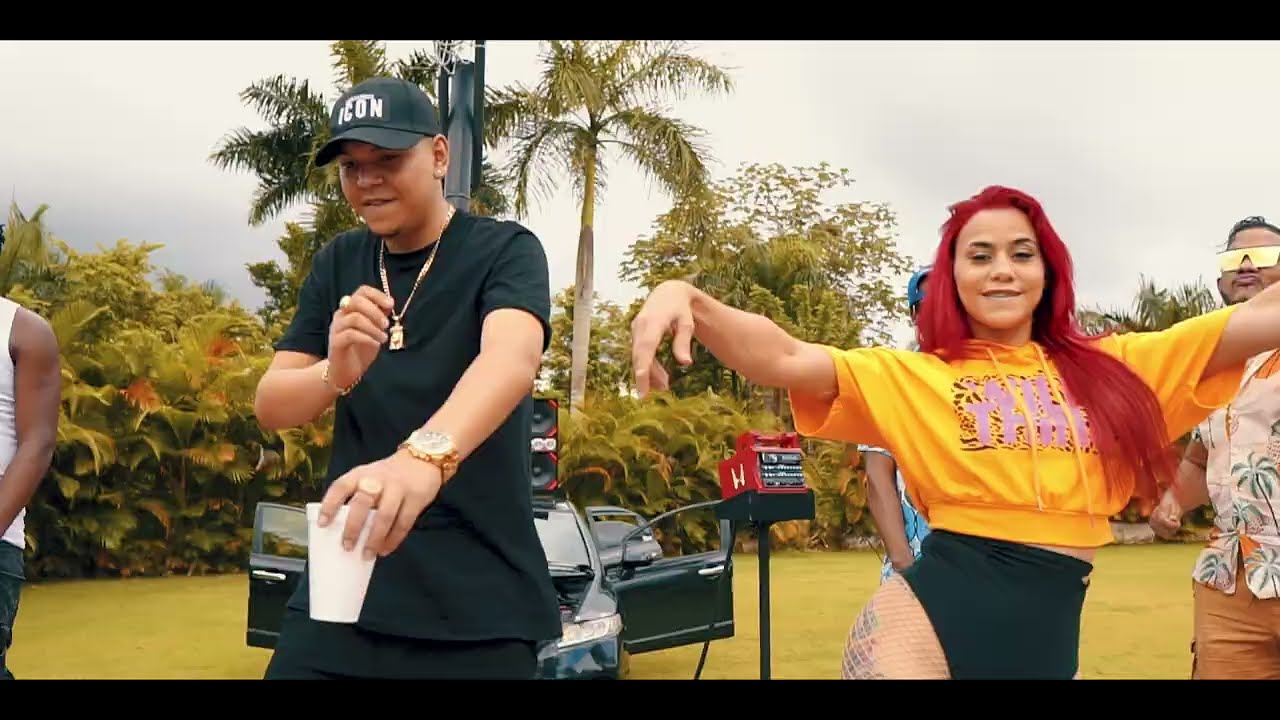 Mayise - Te La Coloco  (Video Oficial)
