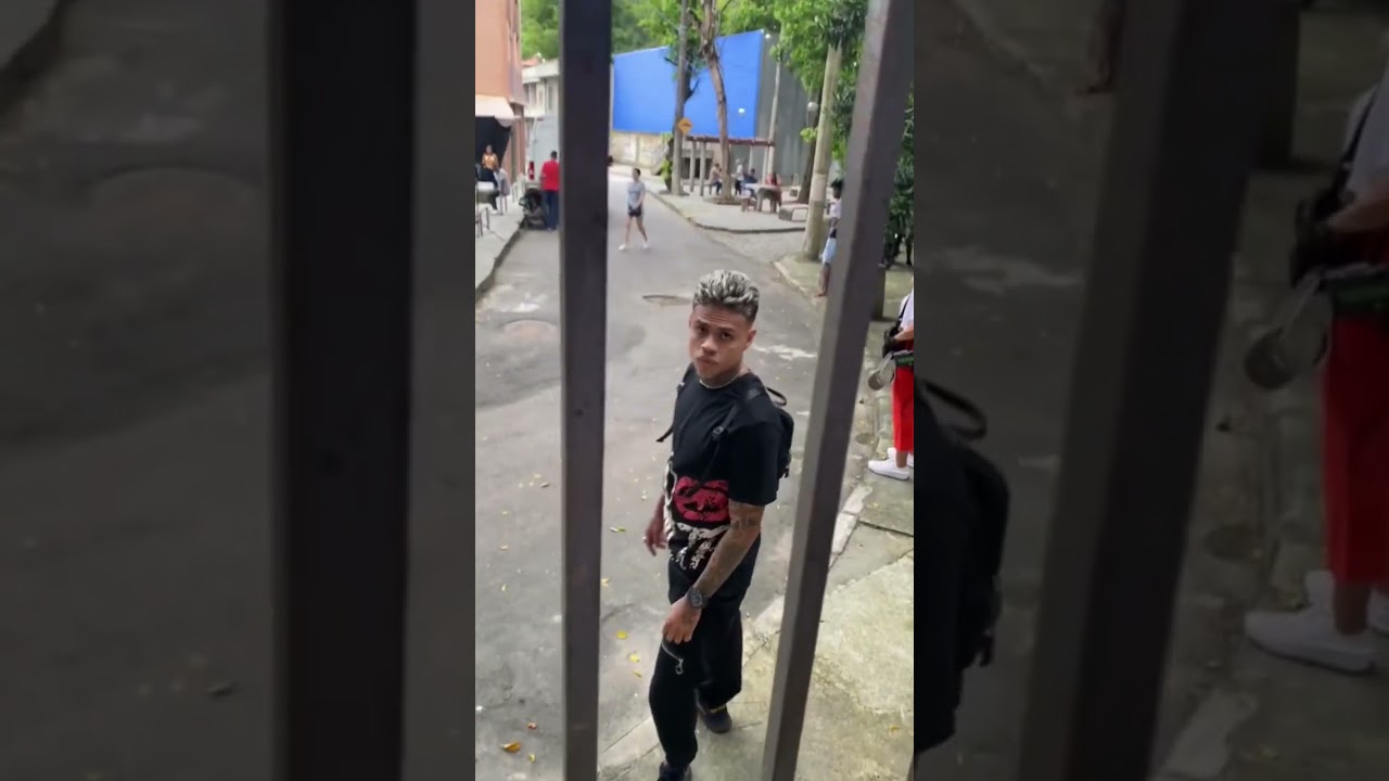 mc cabelinho durante filmagem da novela na globo 🥇