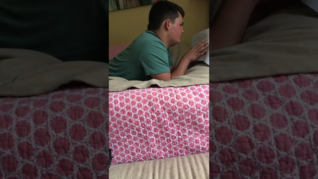 Me reading Jane’s Animal Expedition to Mema’s Pets (OLD CHANNEL ARCHIVE)