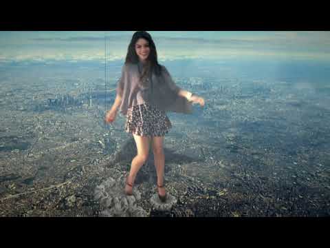 Mega Giantess Vanessa Hudgens - careless walk