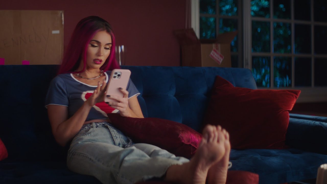 Megan Fox Feet (Soles)