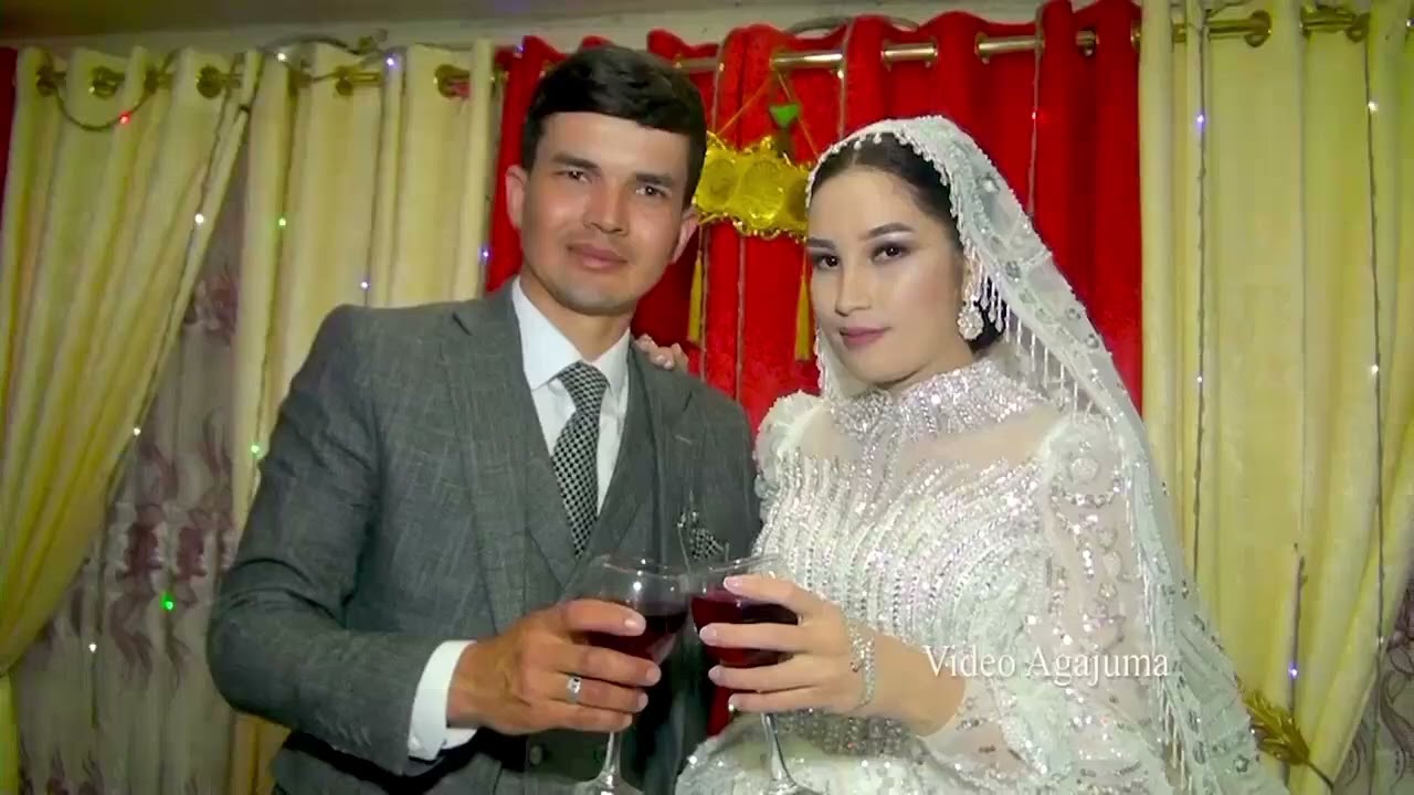 Mekan & Akpamyk bagtly bolun!wideo Agajuma