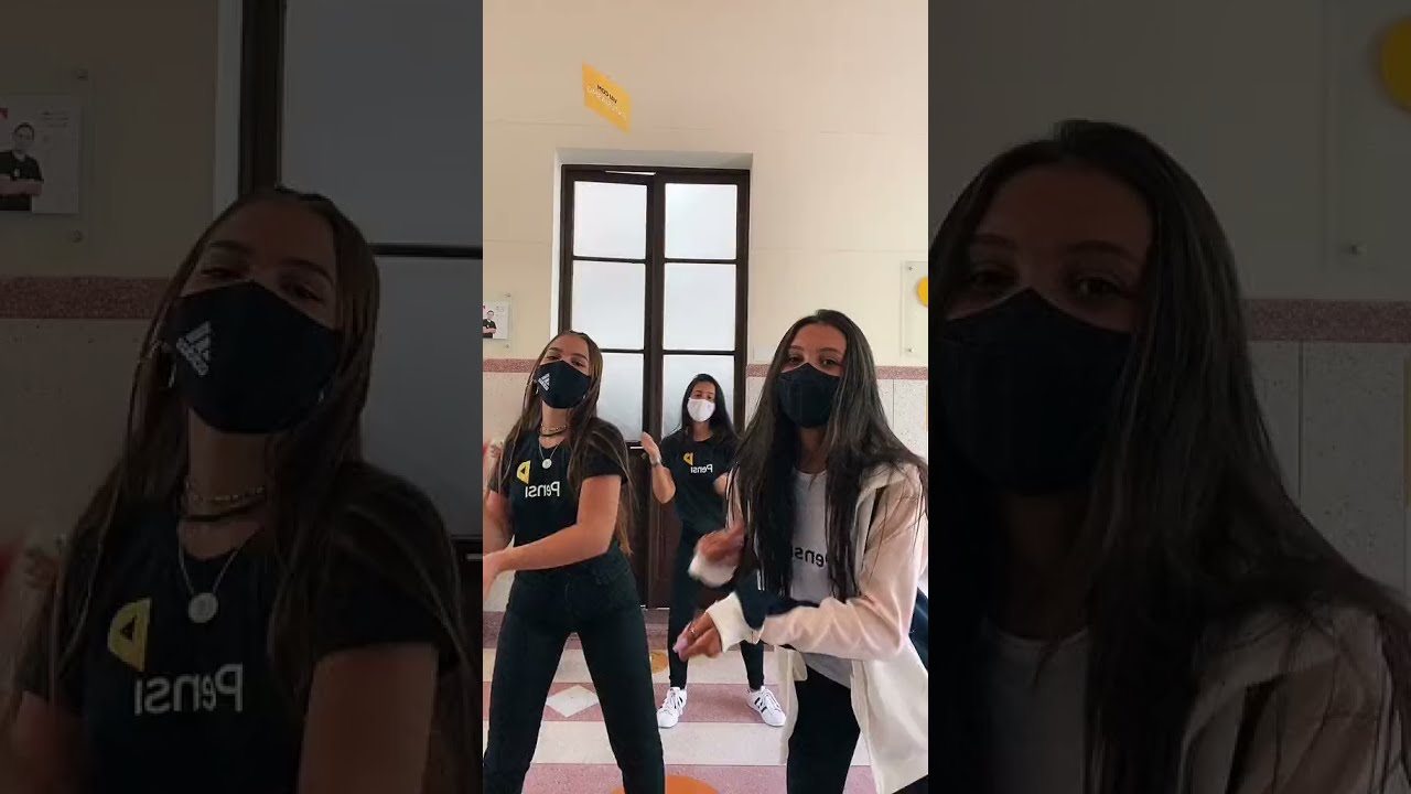 MEL MAIA REBOLANDO NA ESCOLA TIKTOK