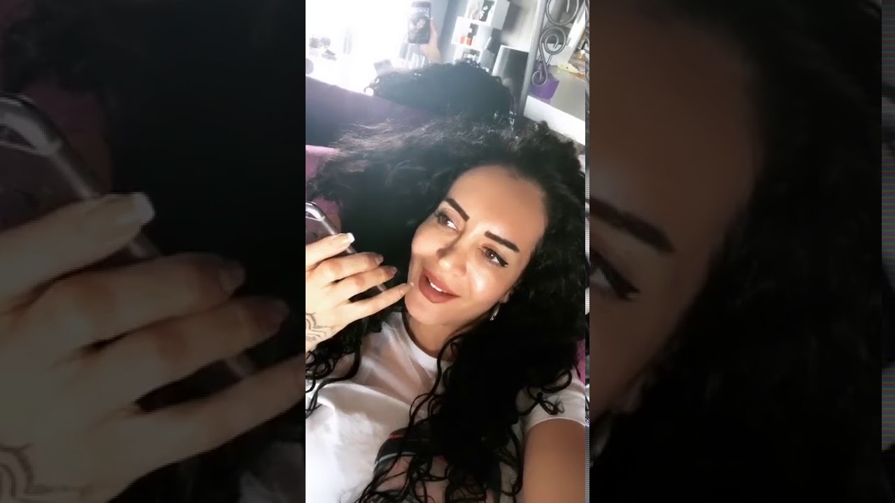 Melek Özçağan Canlı Yayında Azdıırıyor !