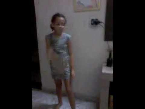 Menina dançando bumbum cranada♥♥