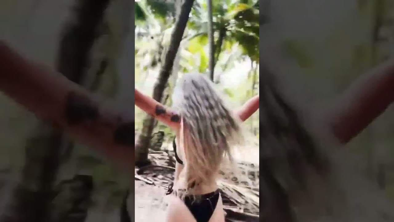 Merve Yalçın Frikik Bikini 🔥