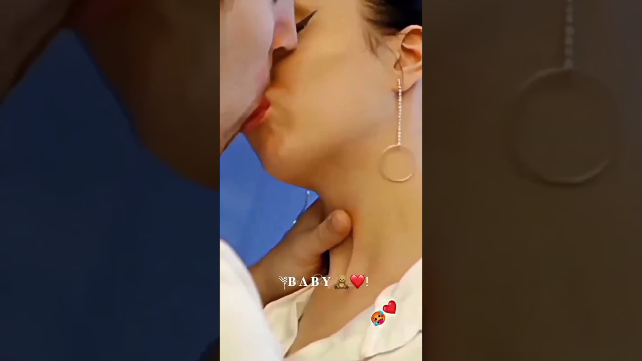 Mia Khalifa kiss ni Johnny sins 🥵🥵#viral #reels #kiss #reel #love