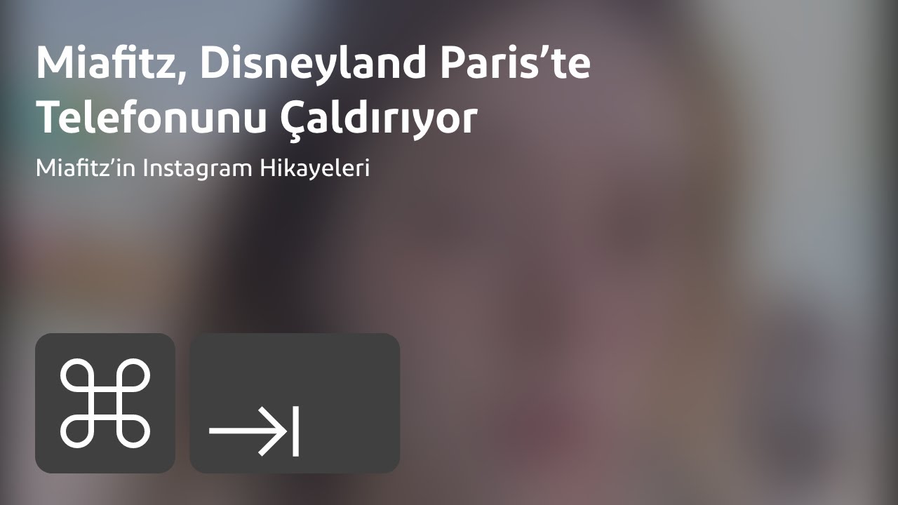 Miafitz (Gözde Demiral) Disneyland Paris'te Telefonunu Çaldırıyor.