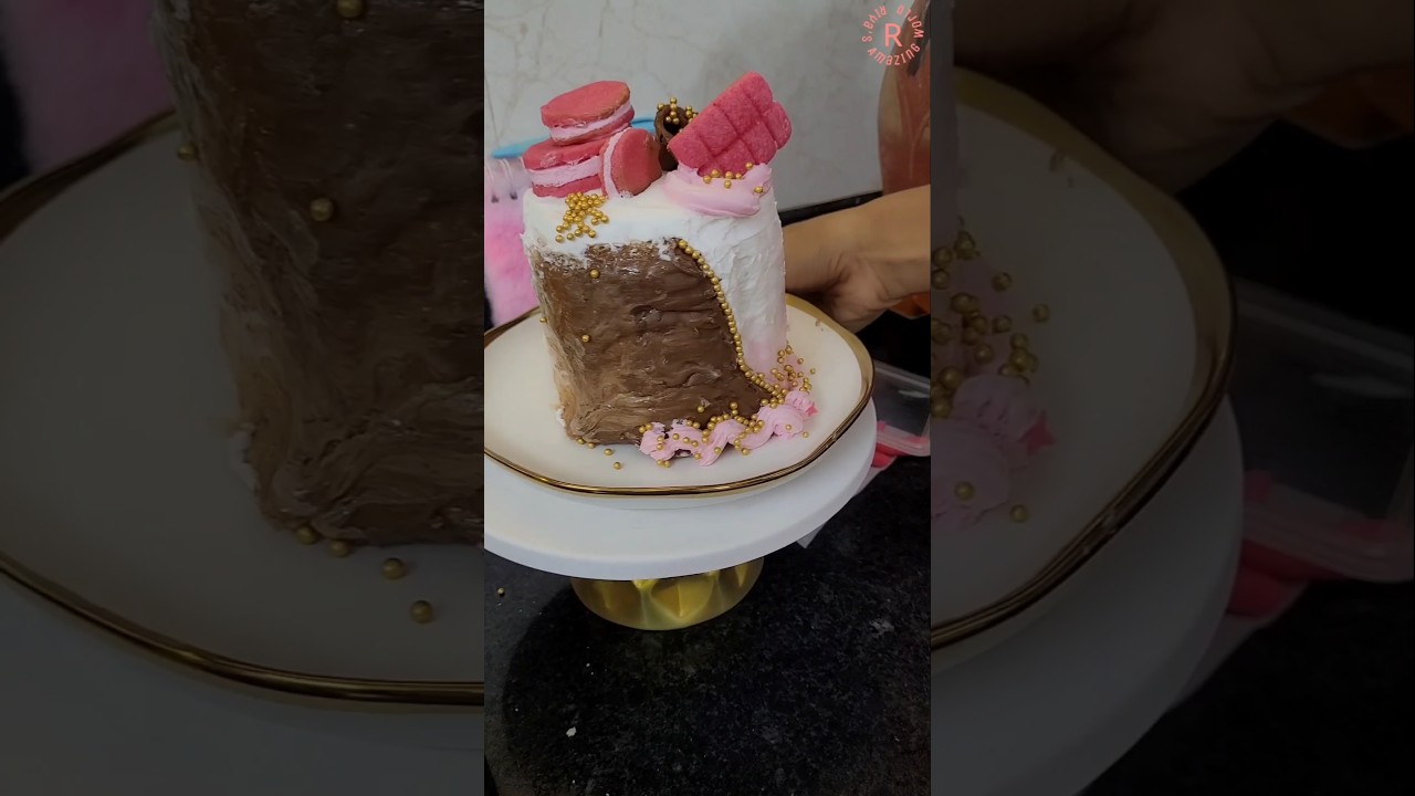 Mini Vlog 245 - Wow!💕 Pink Cake Decoration!!!🎂😋 | Riya's Amazing World