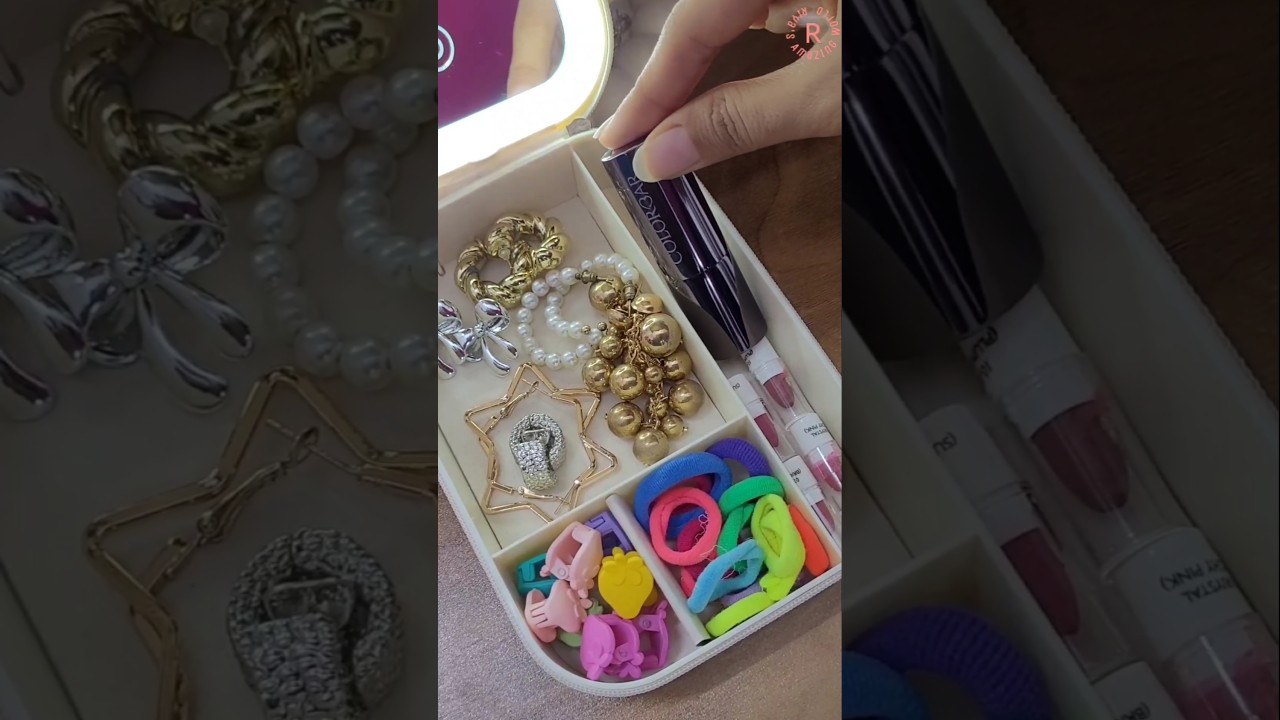 Mini Vlog 259 - LED Vanity!😱💄💅🏻 | Riya's Amazing World