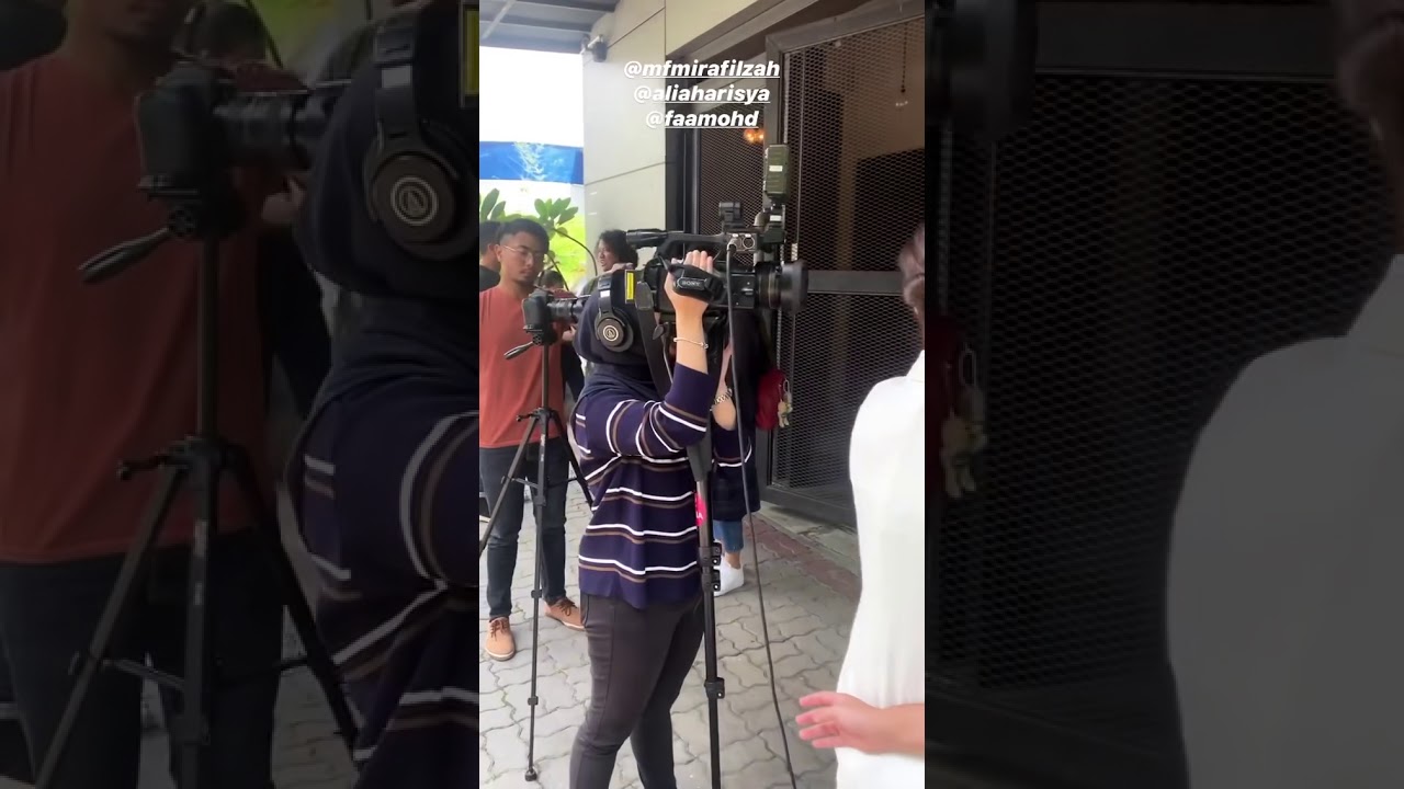 Mira Filzah 19