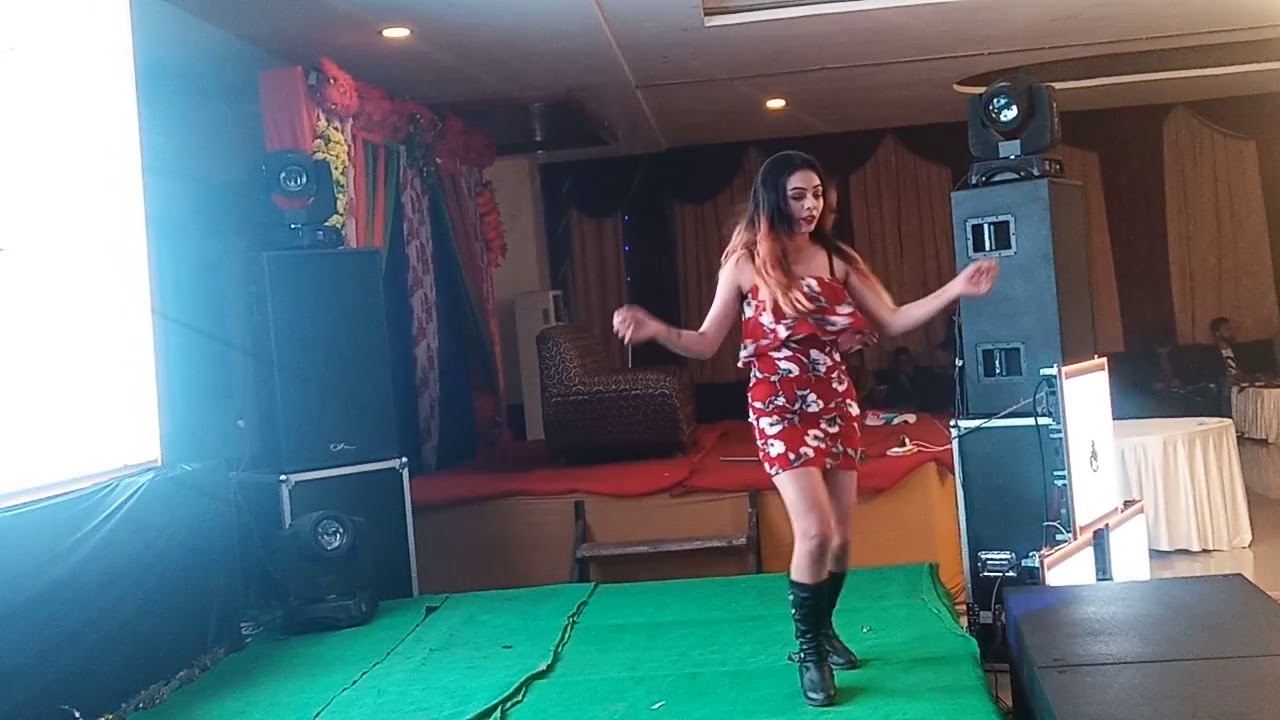 Miss roji with sardari club westen dance 9878024231