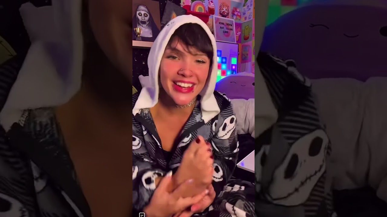 Mistress Feet Worship | Smelly Feet | Tickle Feet | Lesbian Feet |