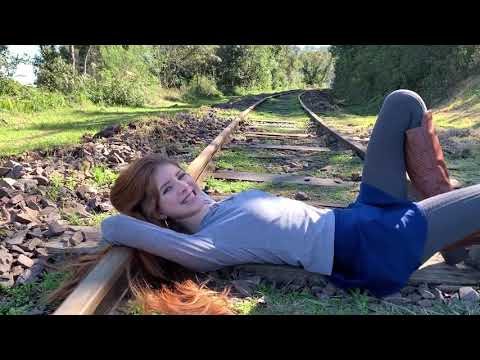 Modelo Julinha - Tribute