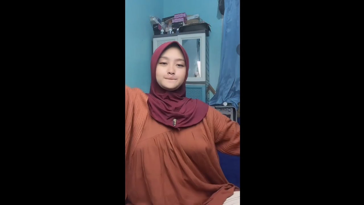 mom biti live m3n99airah kan 🥵🤯