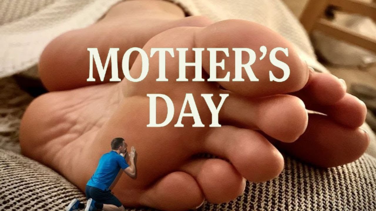 Mother's Day. Giantess Story.