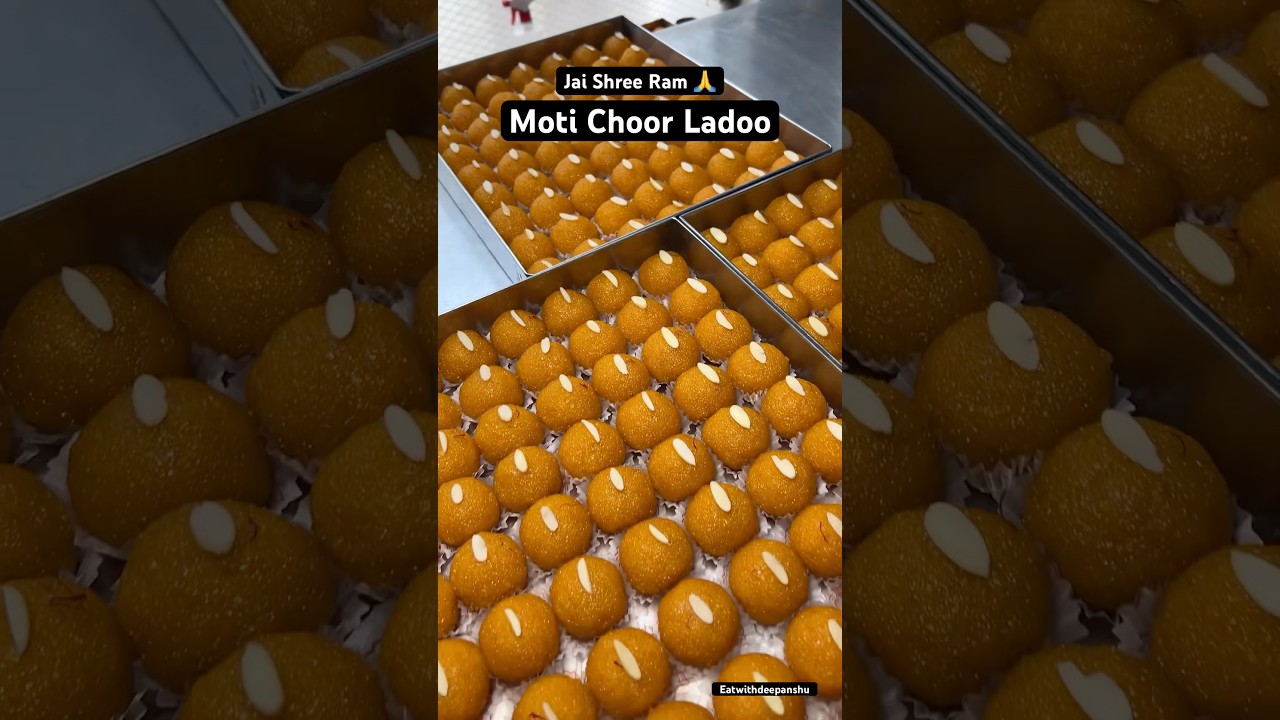 Moti Choor Ladoo 😍 | #shorts #ladoo #indianstreetfood