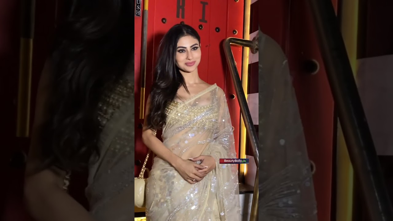 Mouni Roy hot saree look