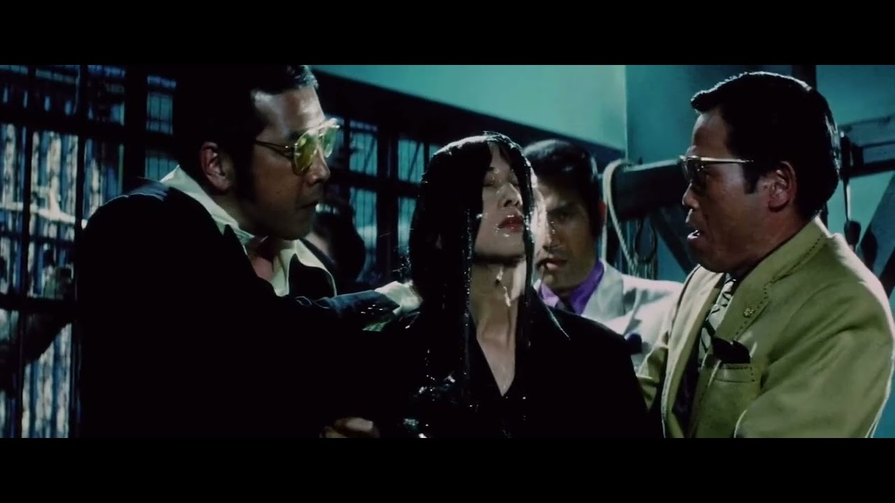 Movie drowning scene 3