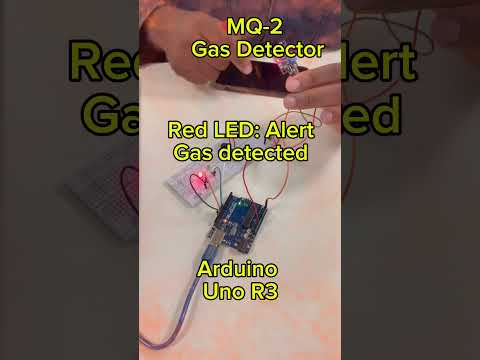 MQ-2 Gas Detector in Arduino  UNO R3 ​#shorts #arduino #gas #gasdetector #safety #highlights