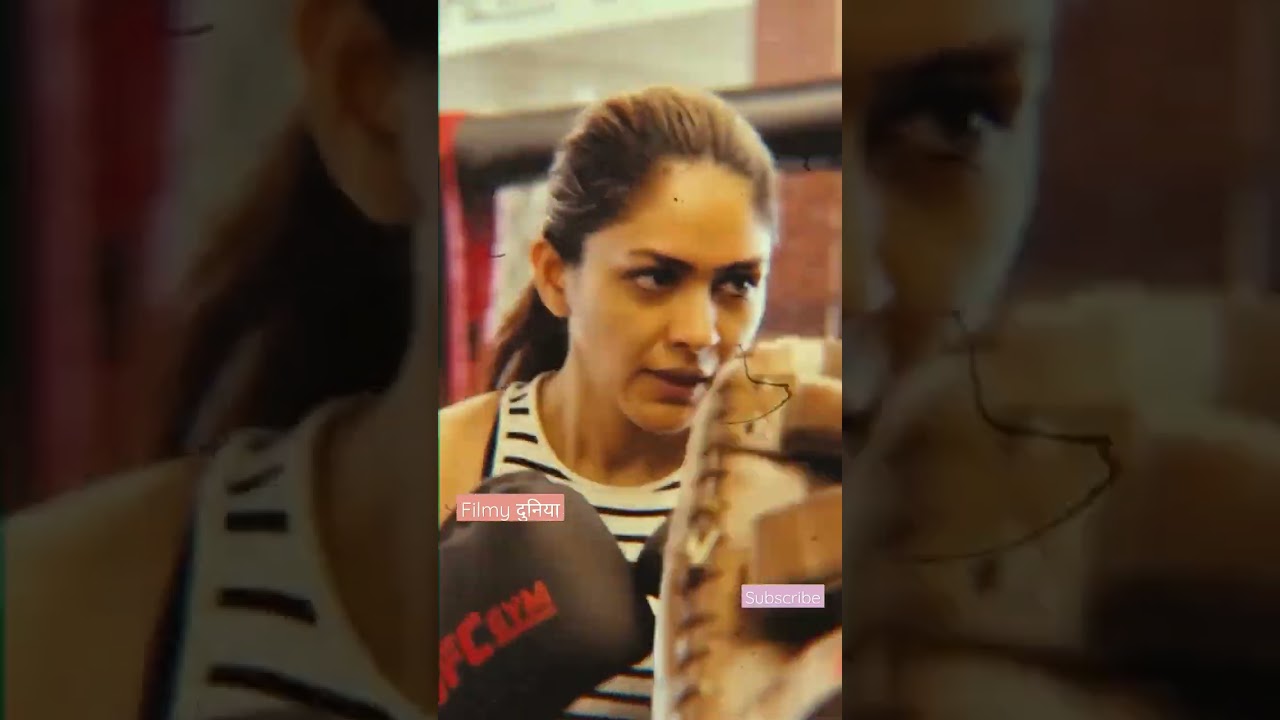 Mrunal thakur hot sexy big boob cleavages gym workout yoga pants ass #bollywood actress oops nipslip