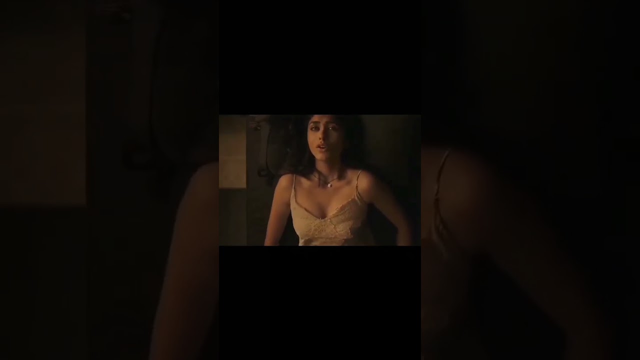 Mrunal Thakur’s Hottest Scenes ❤️