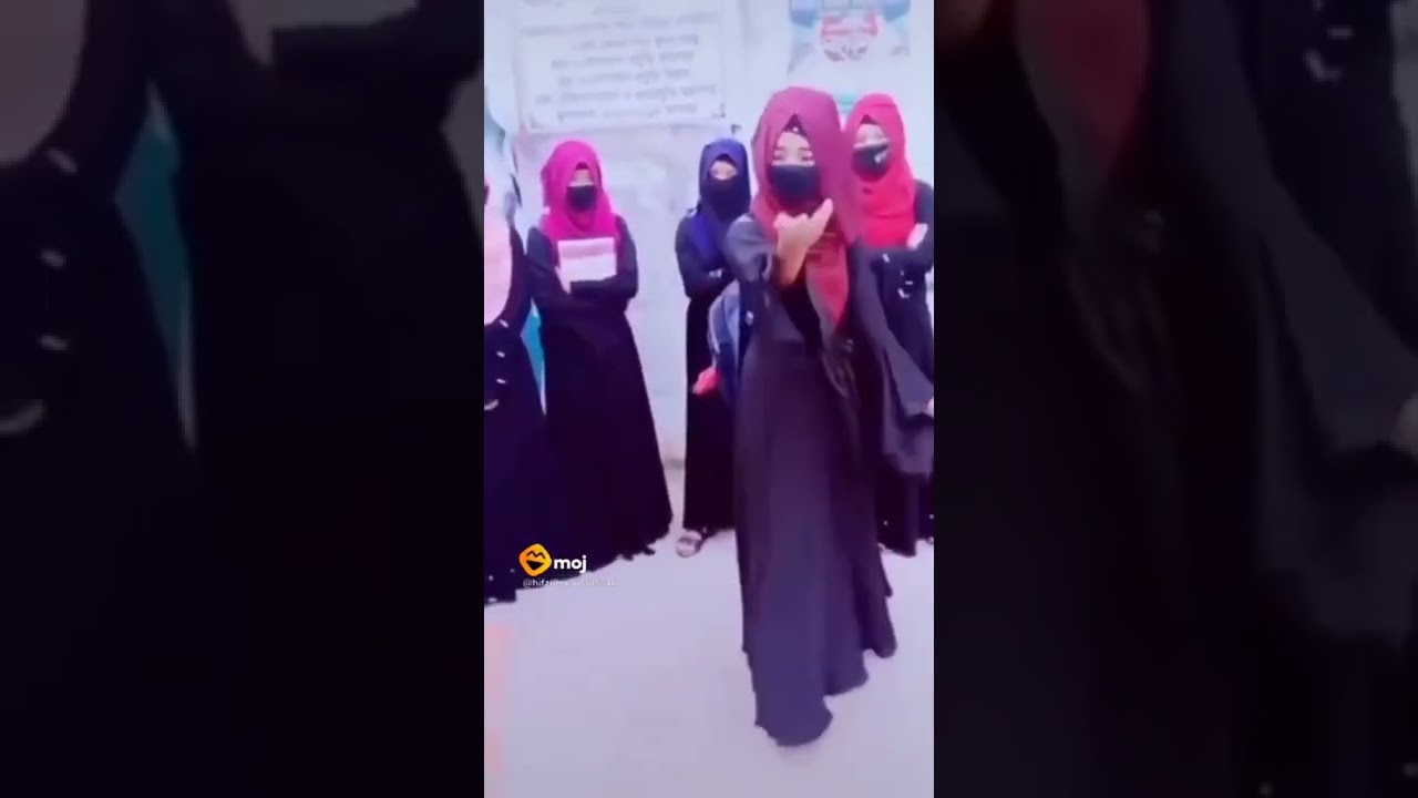 Muslim ladki ka khubsurat dance