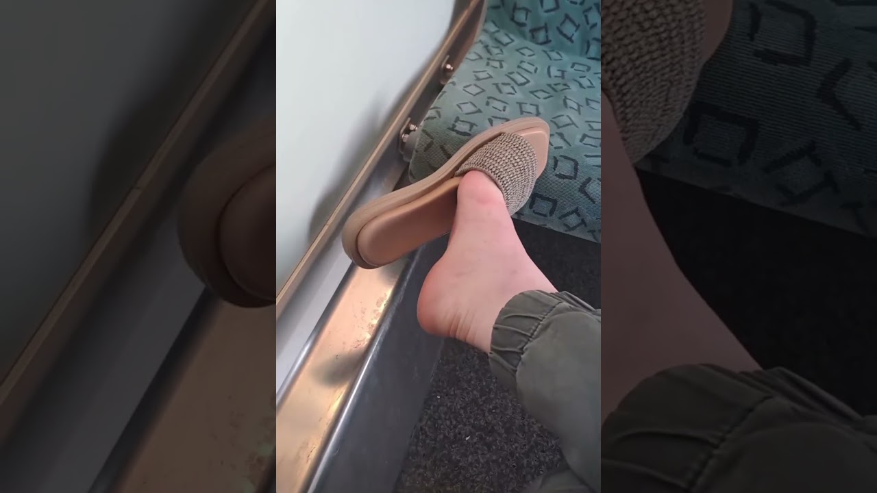 My cousin published her feet in Athen's city bus