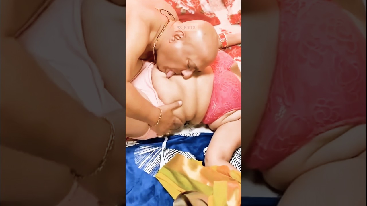 Navel licking 👅💦 #viralvideo #viralreels #viralshort #viralshort #navel #edit #nabhi #mallu