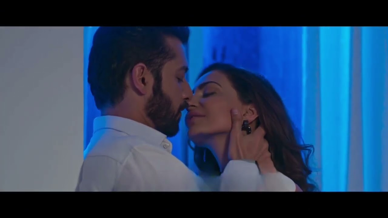 Navina Bole Kiss | Movie Web Series Hot Kiss/Romance Timing |  Movie Hot Romance